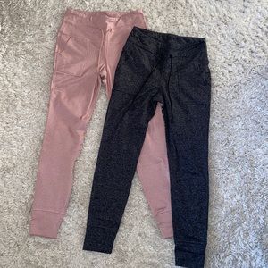 2 PAIRS Old Navy Leggings SIZE MEDIUM